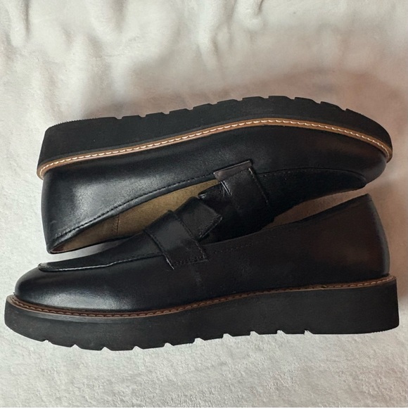 Naturalizer Adiline black leather lug sole loafer - Picture 4 of 11